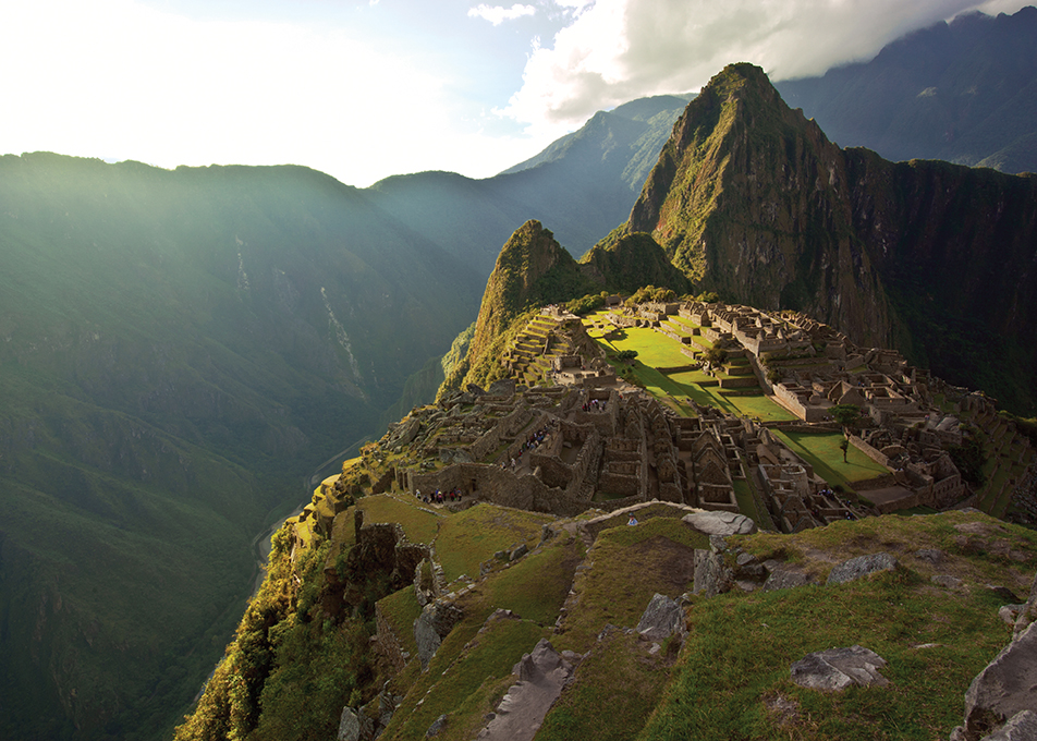 Sacred Valley  Peru _111709355