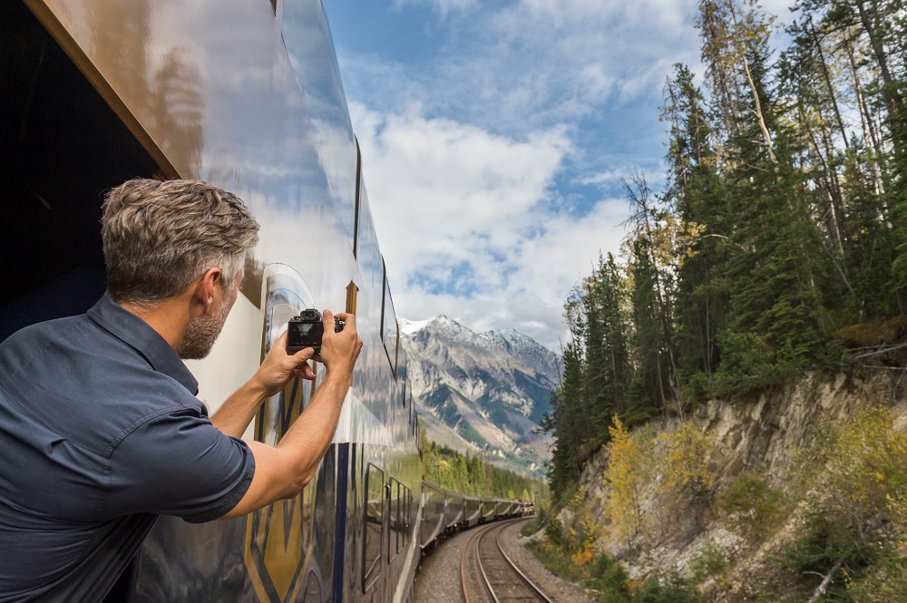 Canadian Rockies & Rocky Mountaineer - Journey Through The Clouds