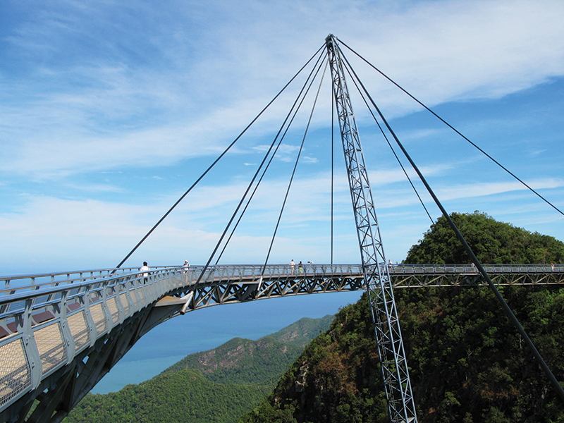 Langkawi   hanging bridge_48662356