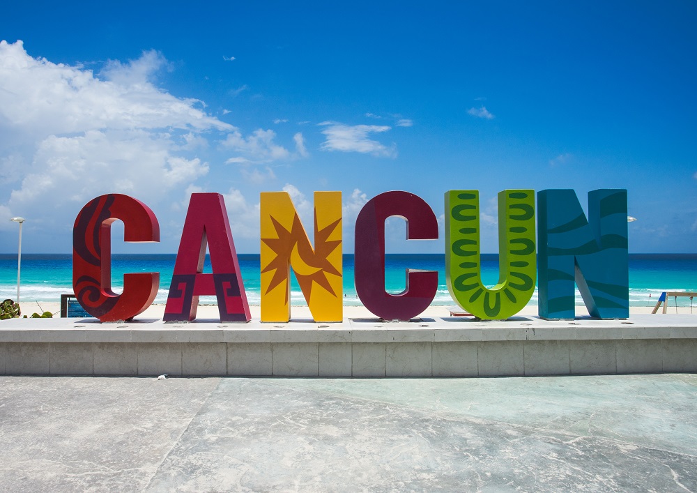 Cancun Sign_504605827